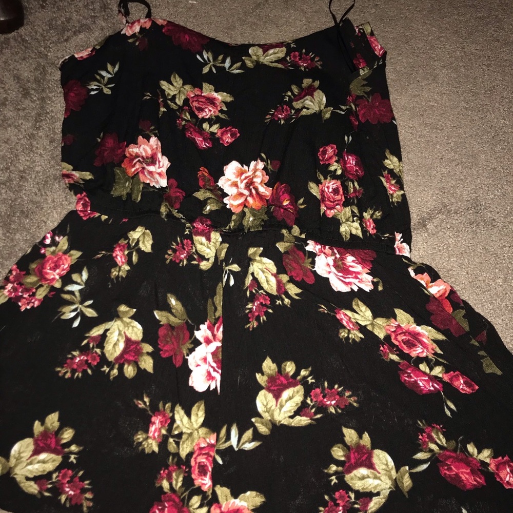 Spaghetti strap short rompers